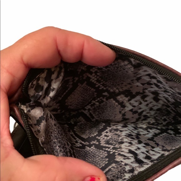 Nicole Miller New York Clutch Wallet - Picture 5 of 7